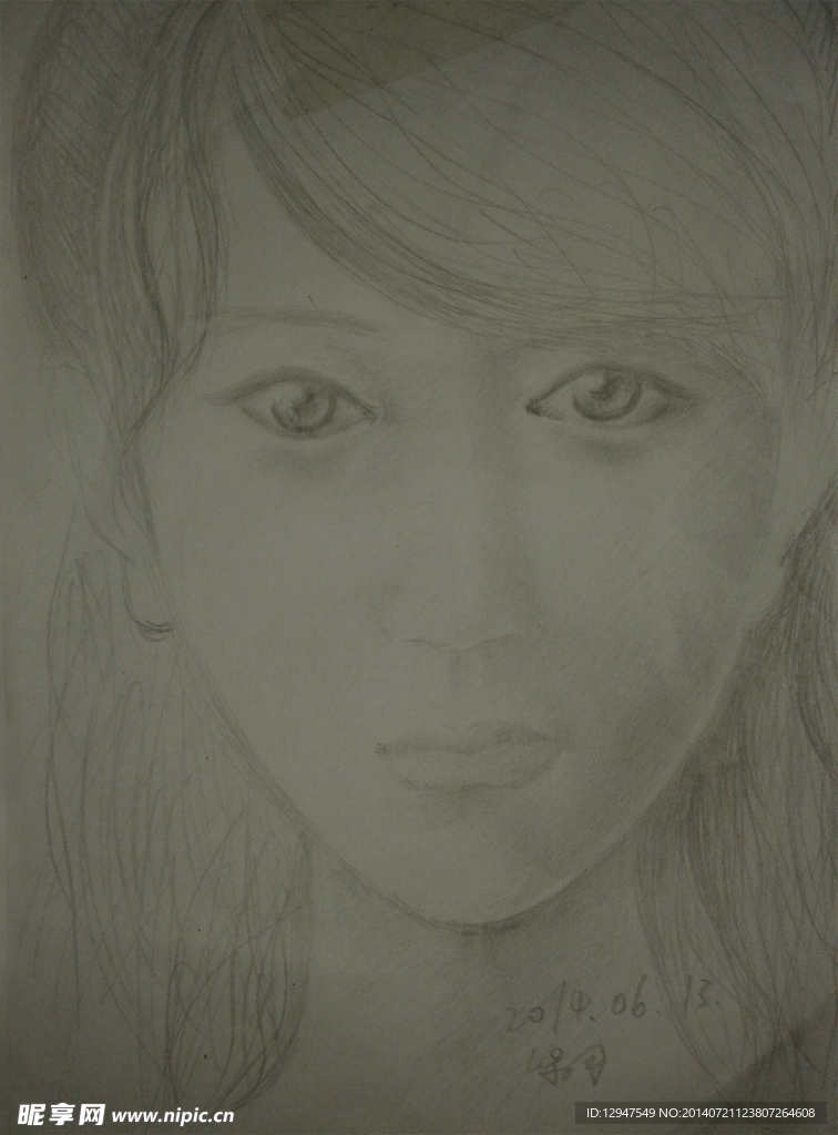 素描女孩
