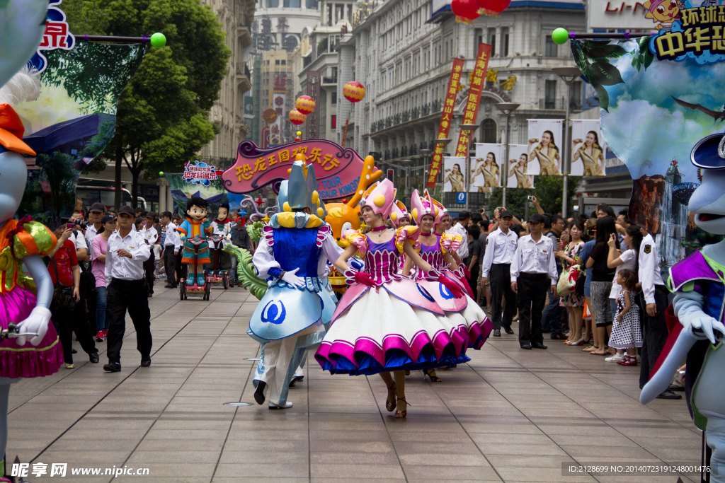 上海旅游节外国舞者