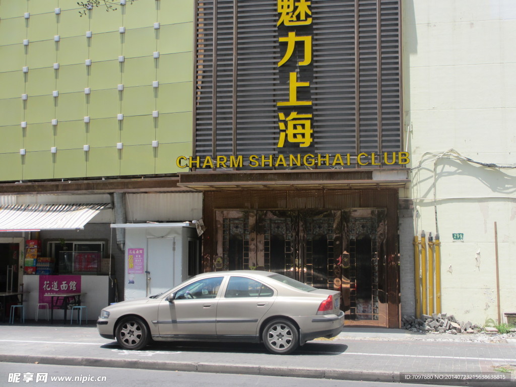 铜门装饰