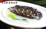 浓汤紫菜煨辽参