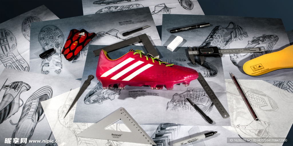 ADIDAS 顶级足球鞋
