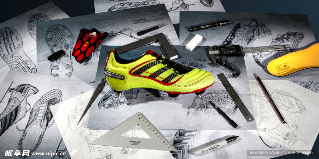 ADIDAS 顶级足球鞋