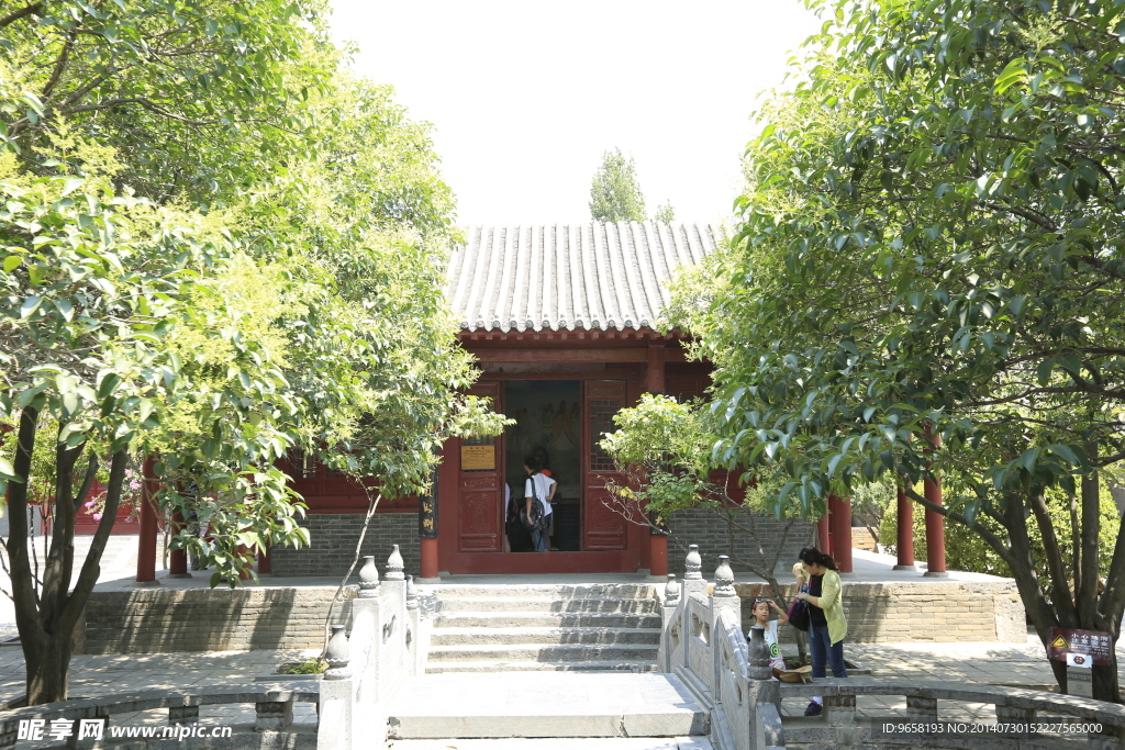 嵩山