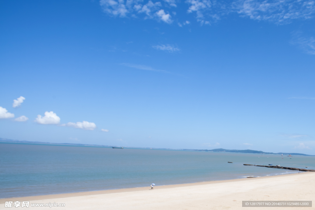 白沙滩 蓝天