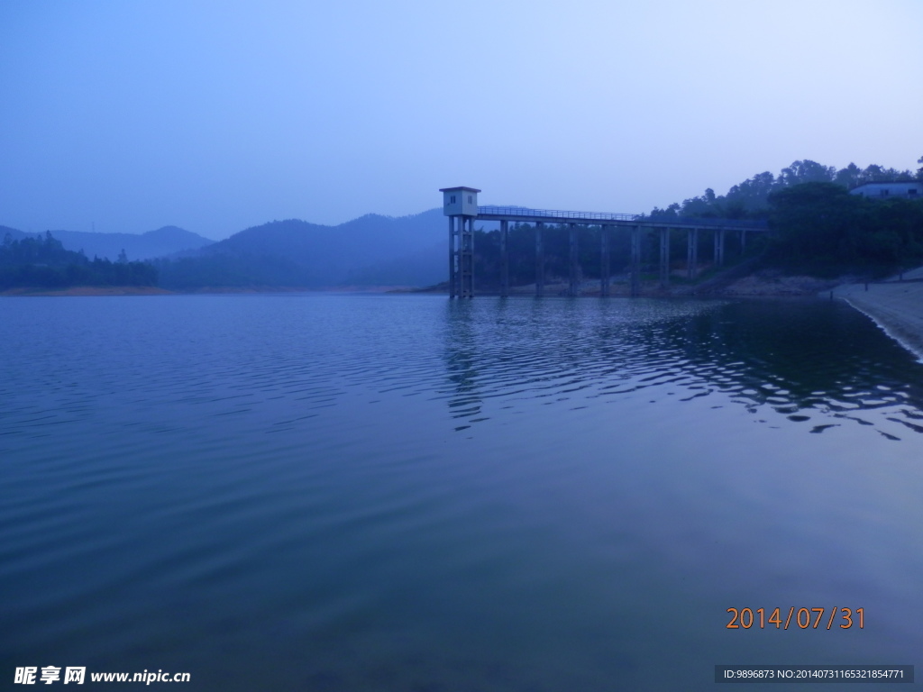 自然山水