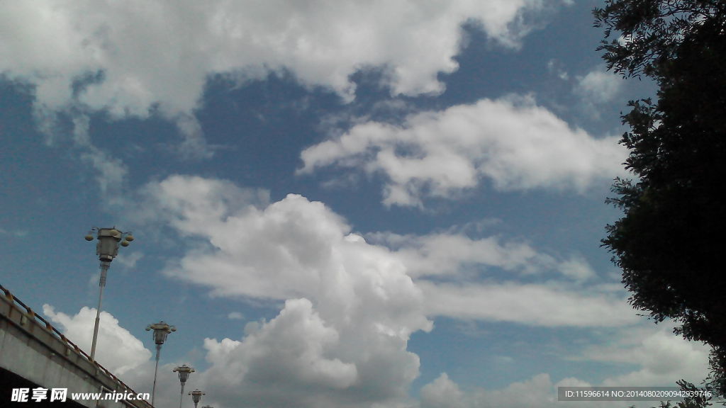 蓝天 白云 天空