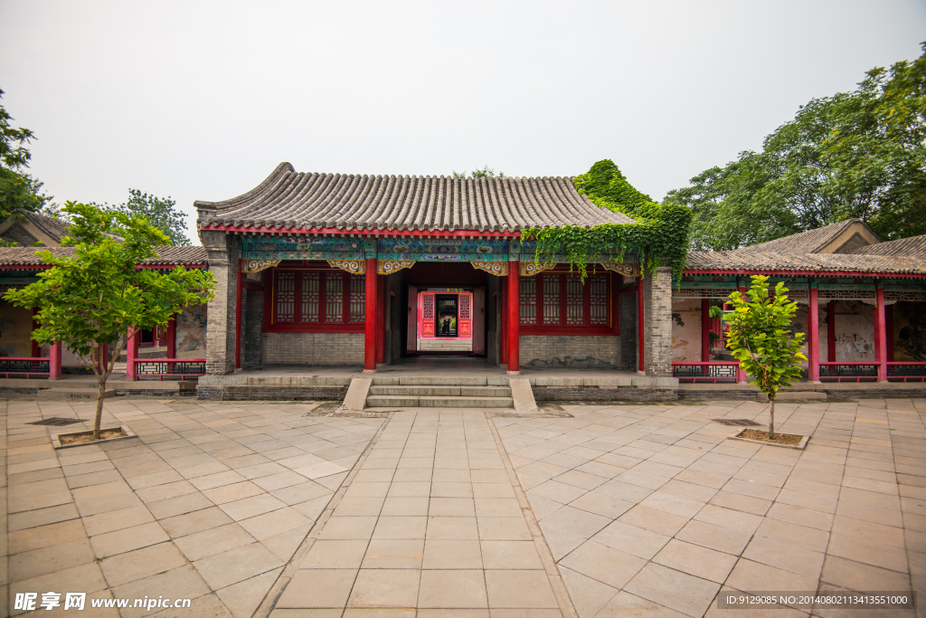 荣国府