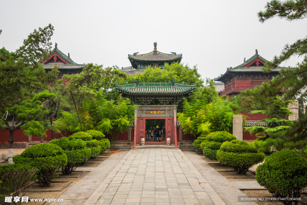 隆兴寺