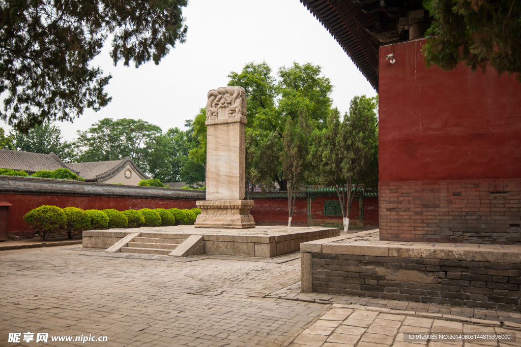 隆兴寺