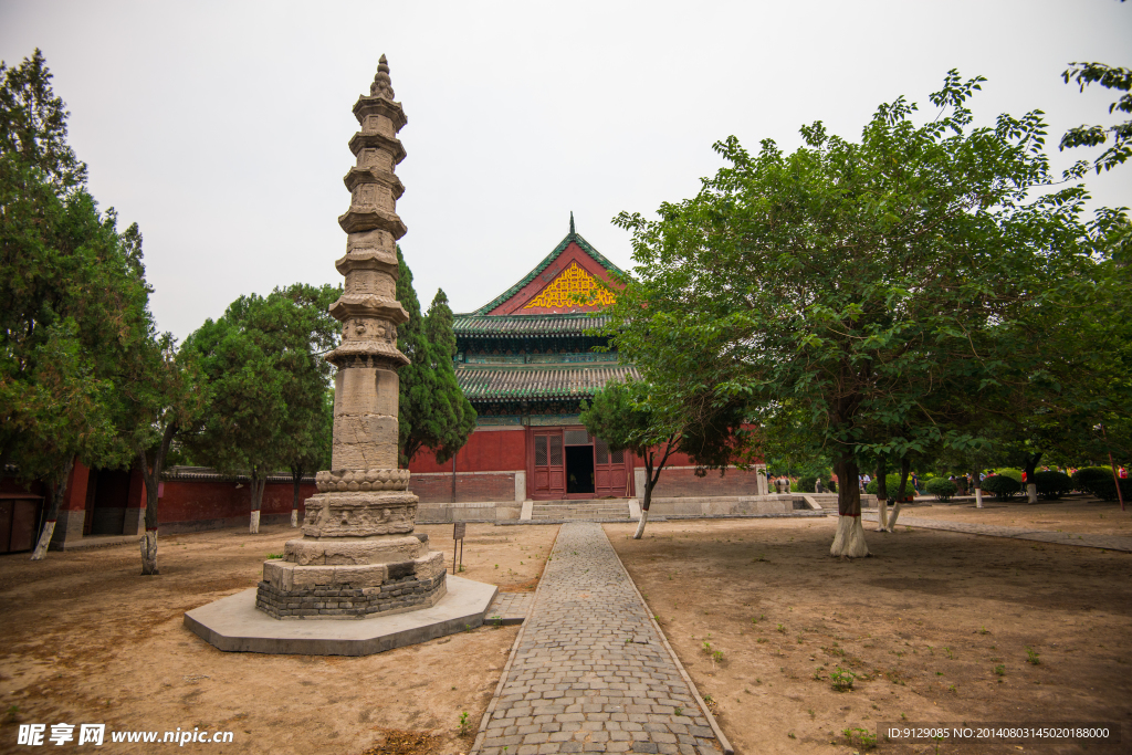 隆兴寺
