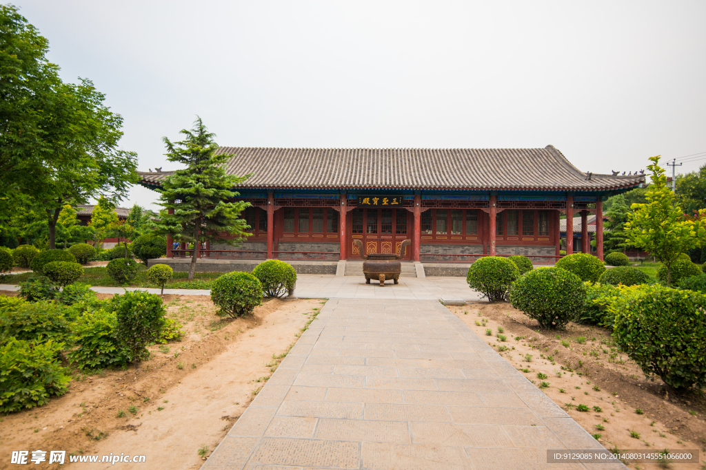 隆兴寺