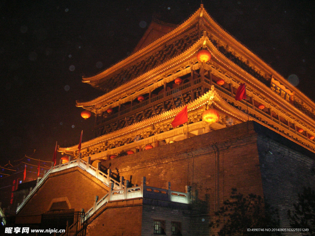 城墙夜景