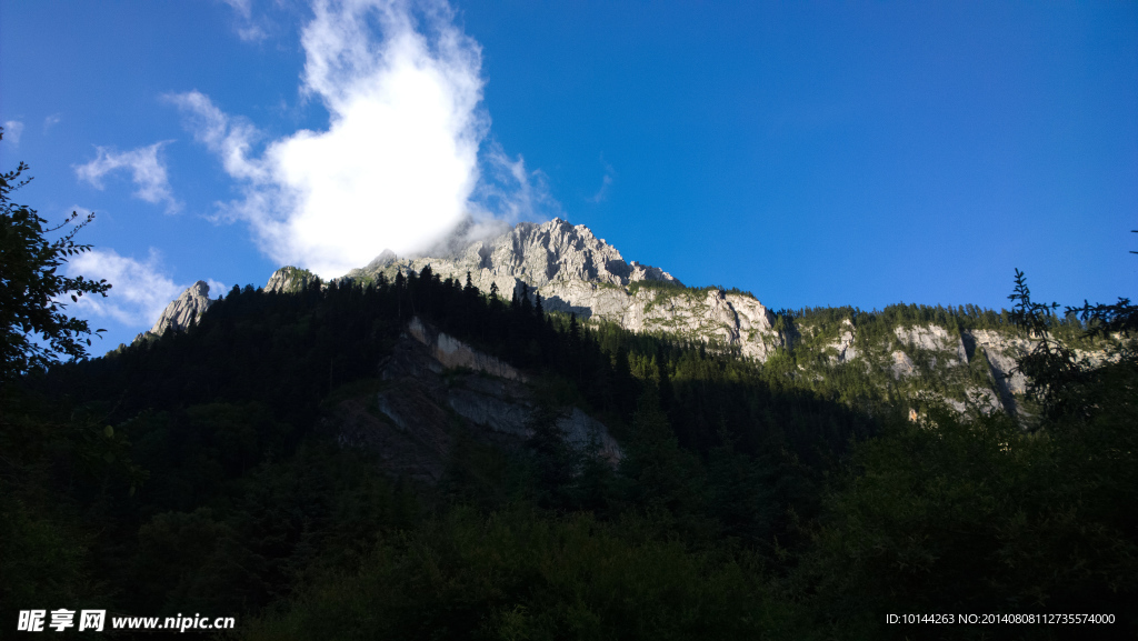 山峰风景