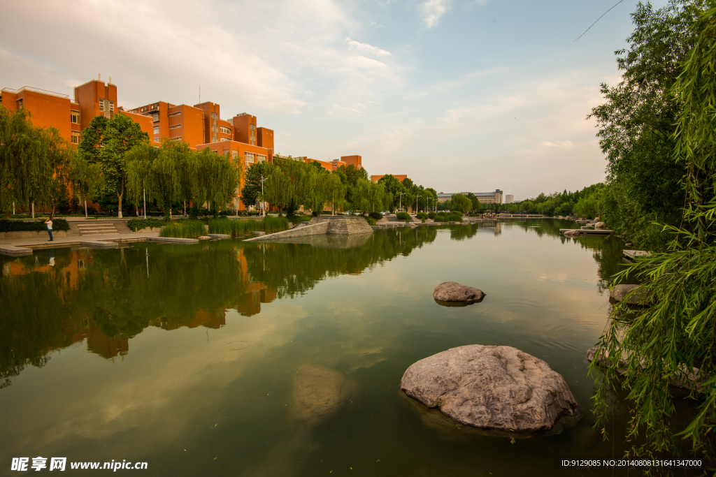 郑州大学