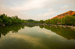 郑州大学