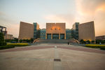 郑州大学