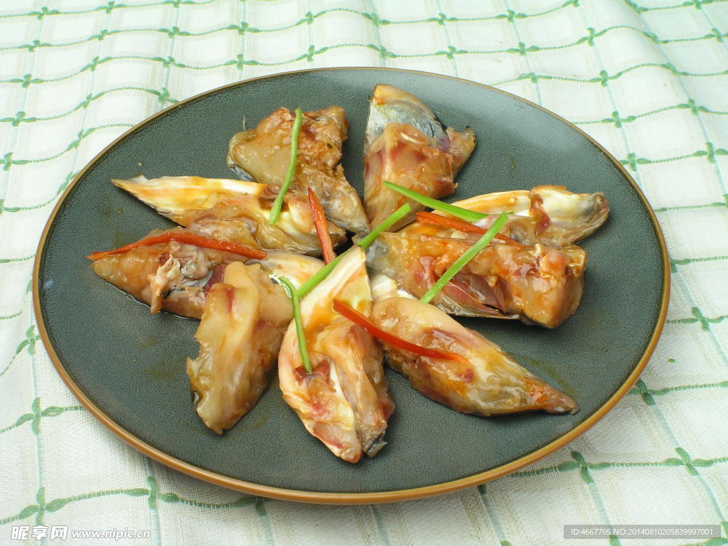 汤泉蒸鱼嘴
