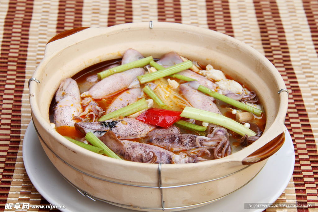 沙爹什菇羔鱿仔