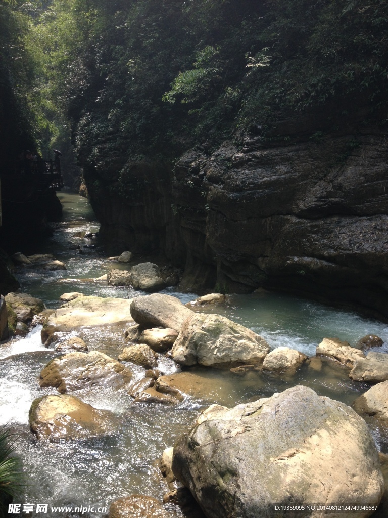 风景 水流