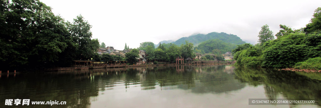 柳江古镇 烟雨柳江