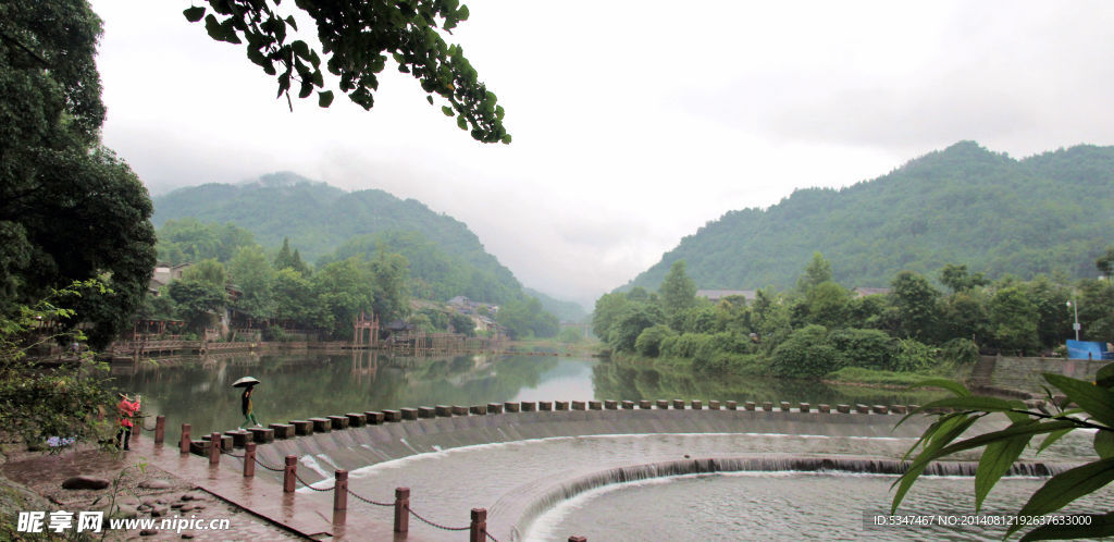 柳江古镇 烟雨柳江