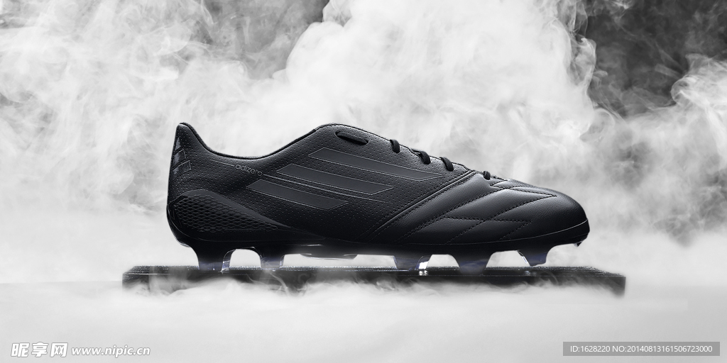 ADIDAS 顶级足球鞋