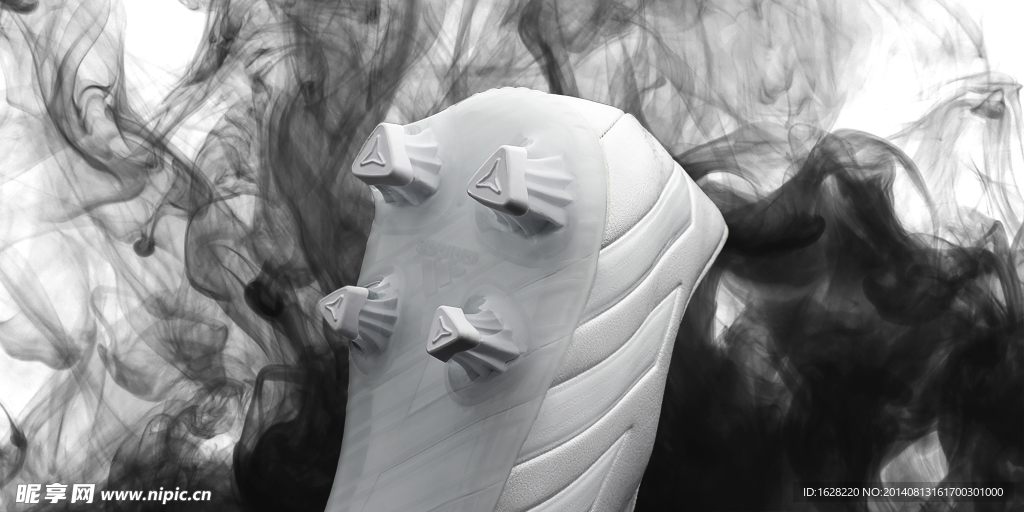 ADIDAS 顶级足球鞋