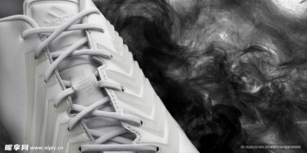 ADIDAS 顶级足球鞋
