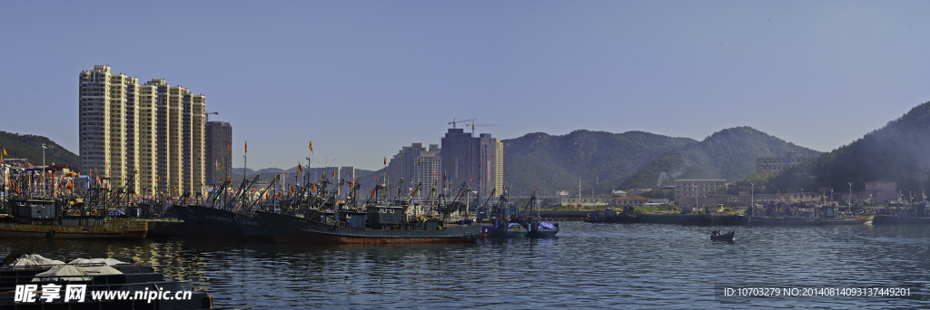 大连龙王塘渔港