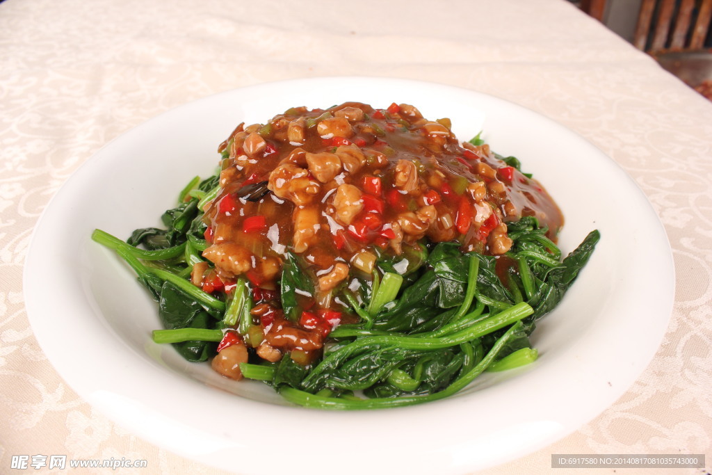 肉丁菠菜