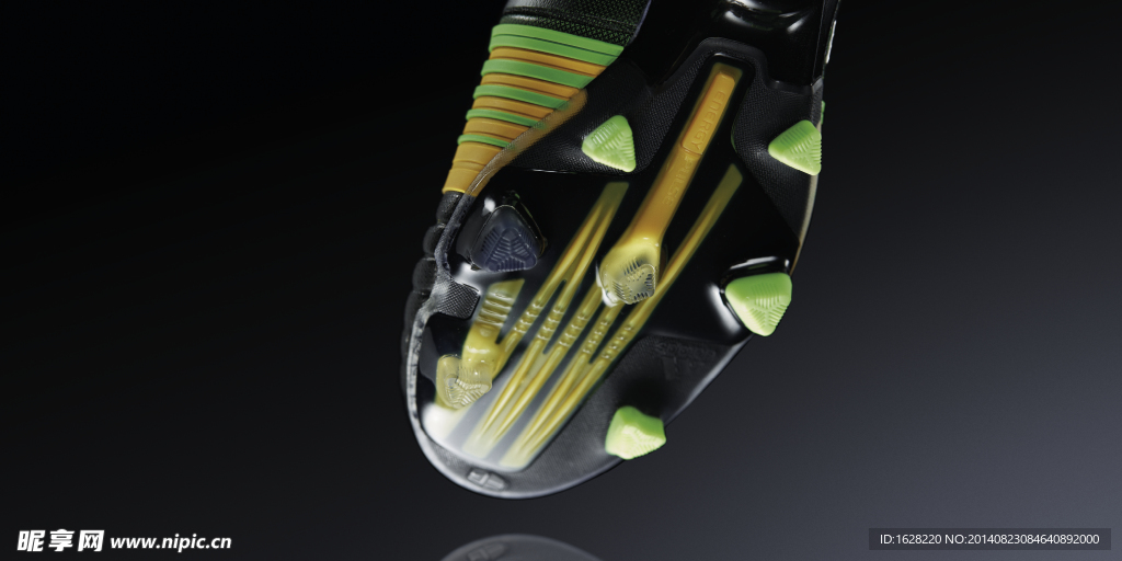 ADIDAS 顶级足球鞋