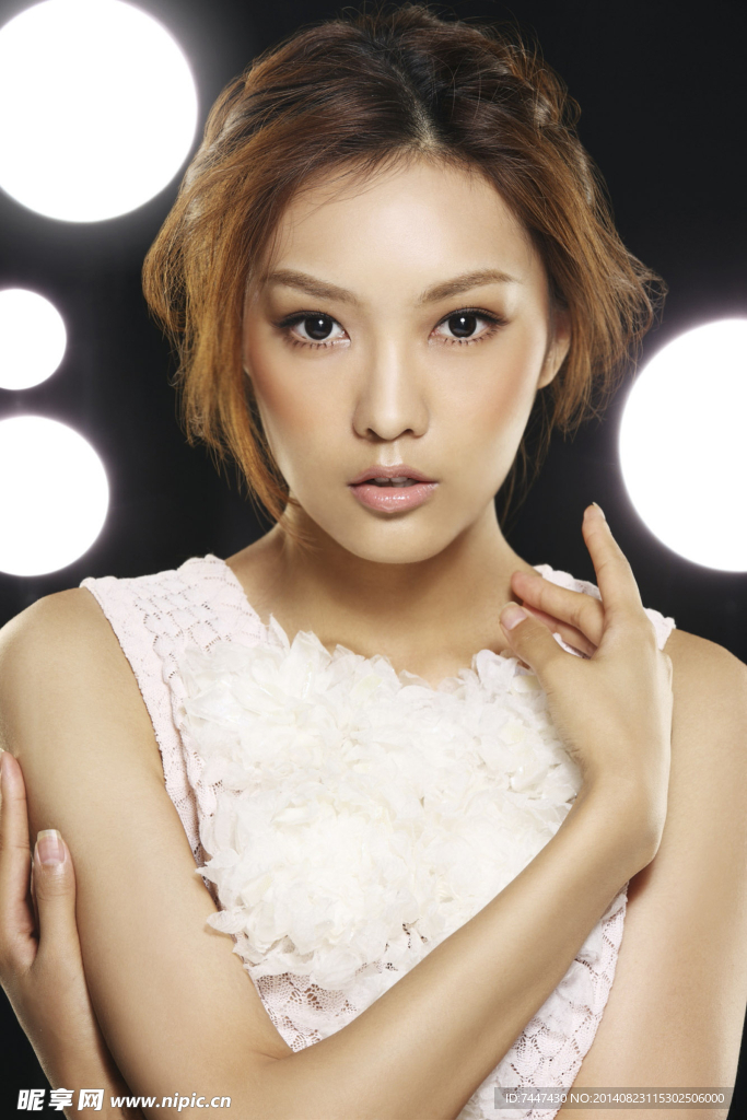 美女