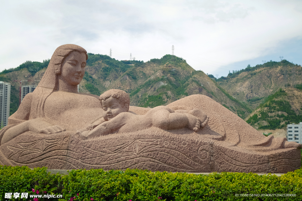 甘肃兰州黄河母亲雕像