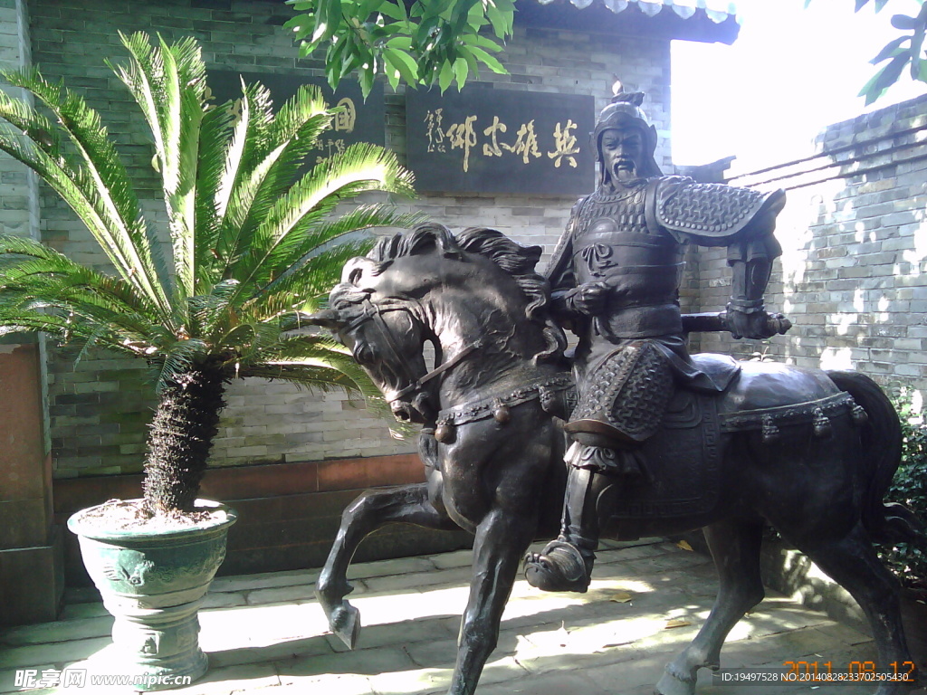 袁崇焕雕塑