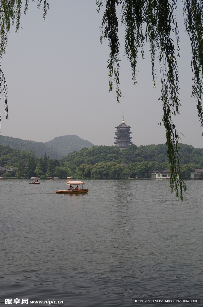 西湖雷峰塔