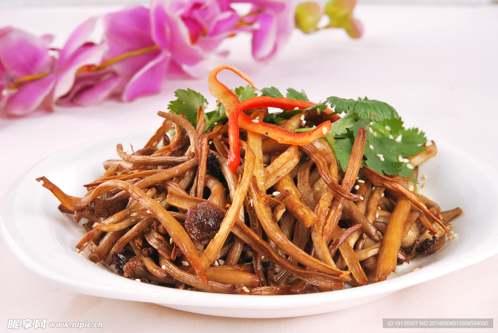 香菜茶树菇