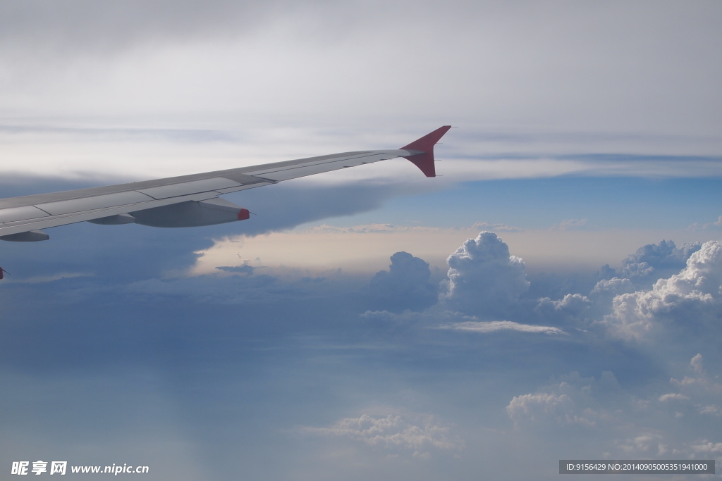 飞机高空云层