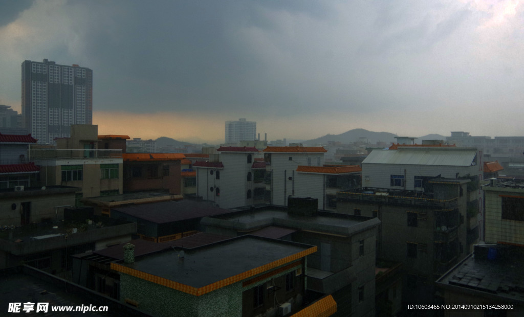 天文景观 城市暴雨