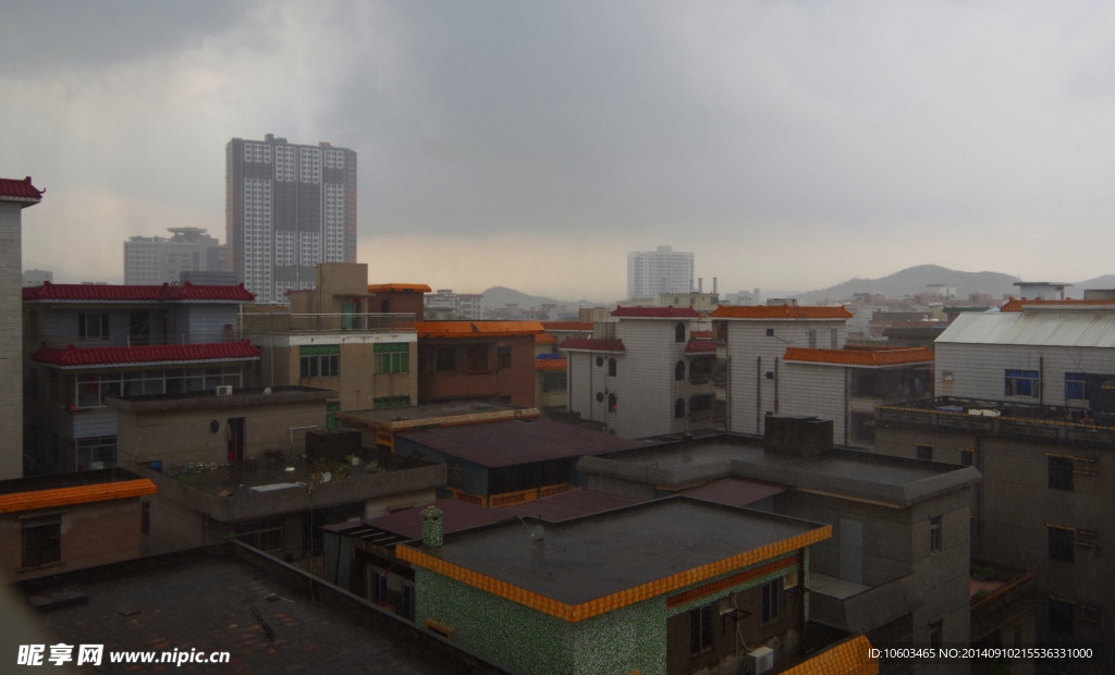 天文气象 暴雨景观