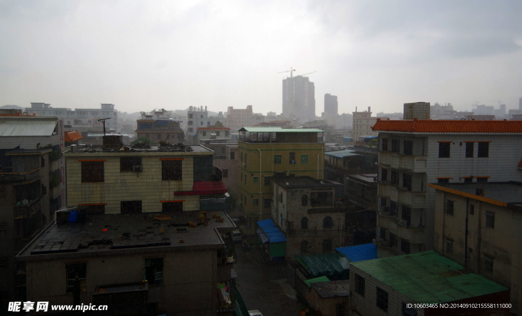 天文气象 暴雨景观