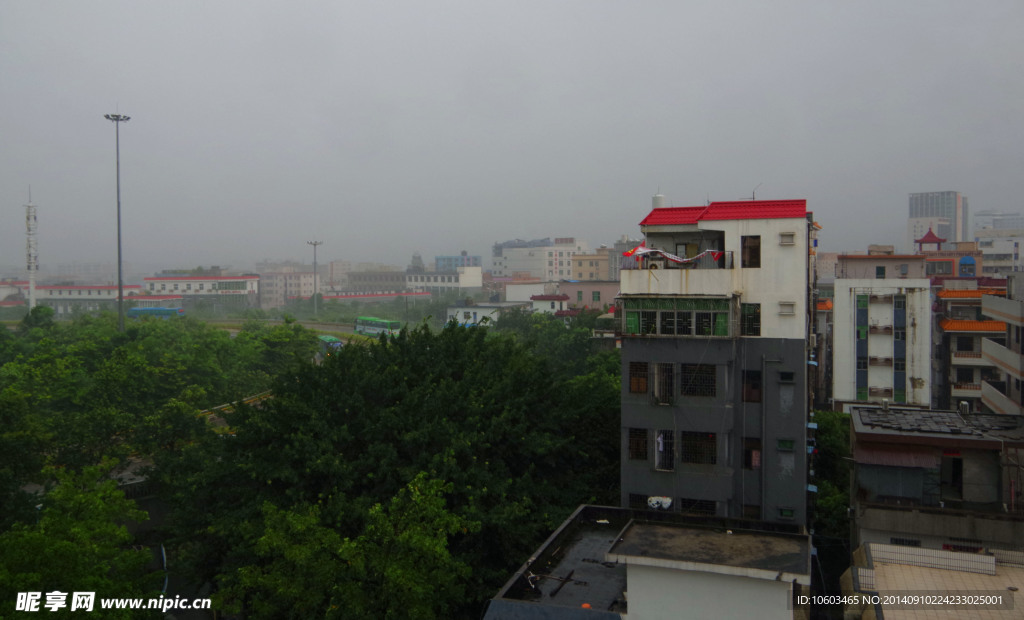 暴雨景观