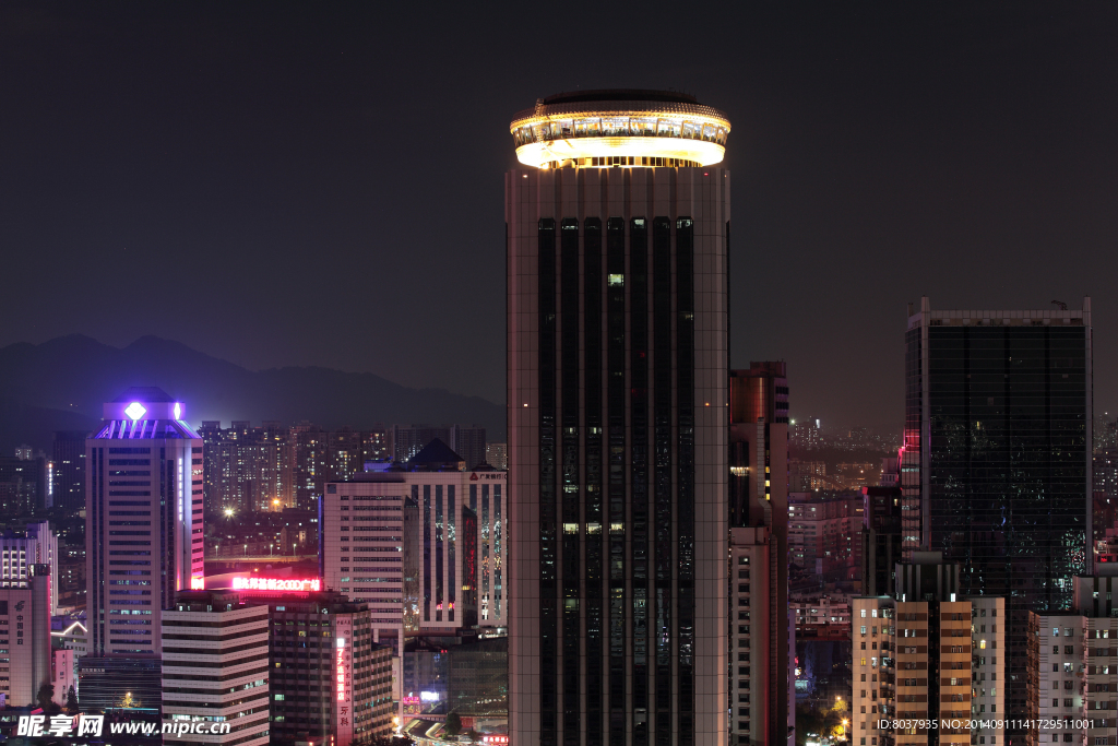 深圳建筑群夜景