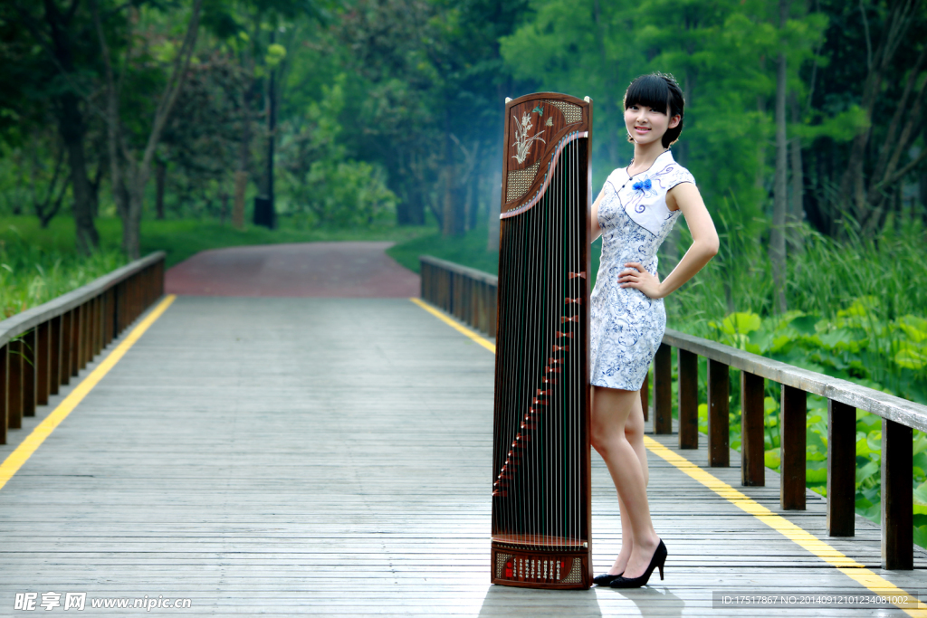 古筝美女
