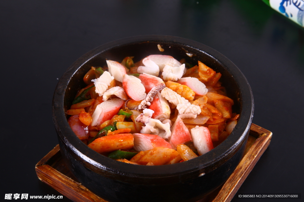 石锅海鲜拌饭