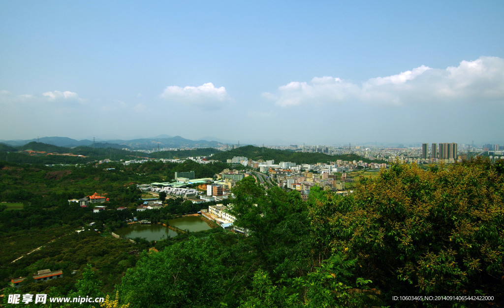 城市山水有山有水