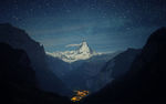 星夜山谷