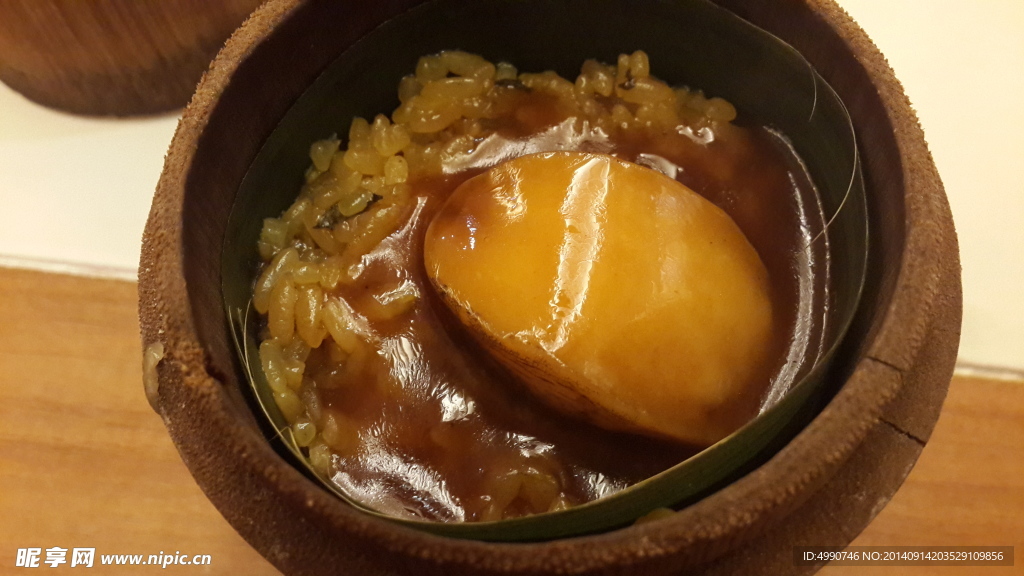 竹笼鲍鱼糯米饭