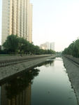 小河
