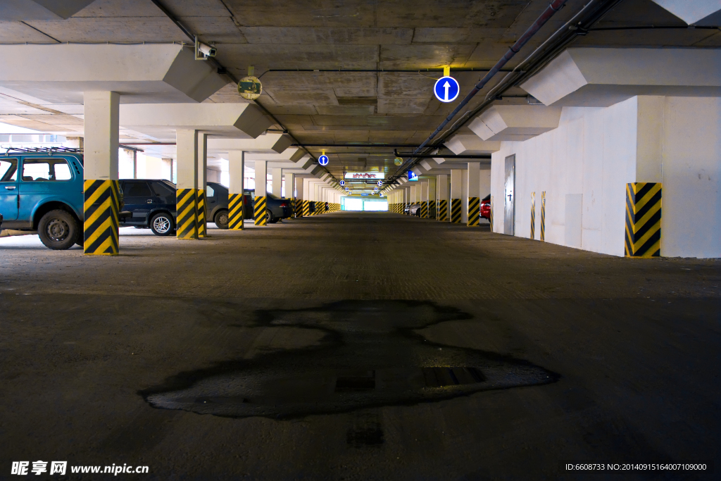 地下停车场