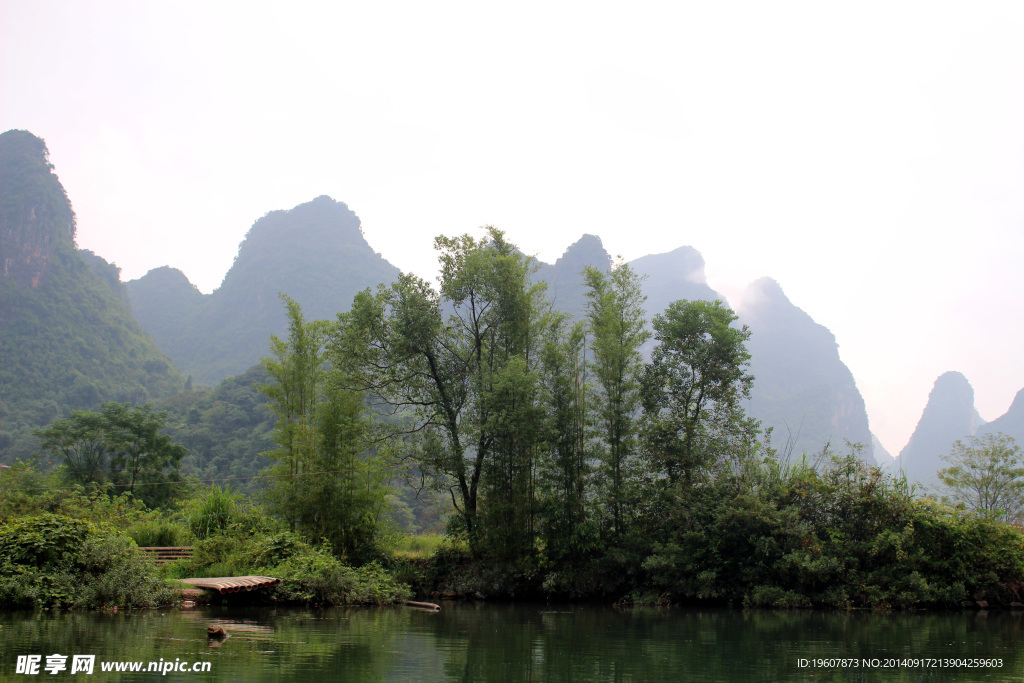 遇龙河风光